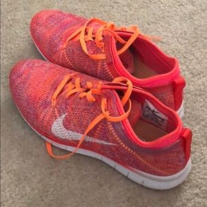 Nike Free TR Flyknit